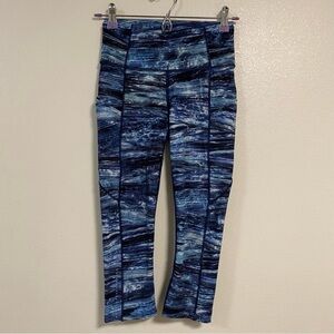 Lululemon Leggings Women’s Size 4 Multi Blue Fast Free Crop II Nulux Shorelines